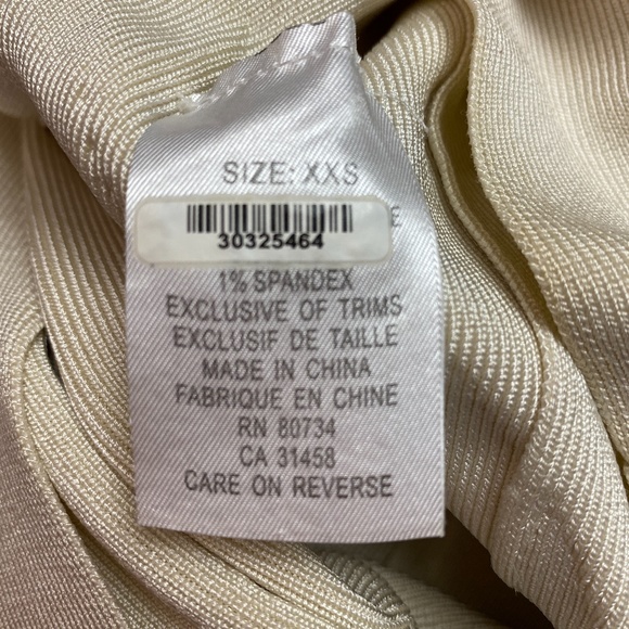 Herve Leger Ivory Bandage Dress EUC Size XXS - Picture 6 of 16